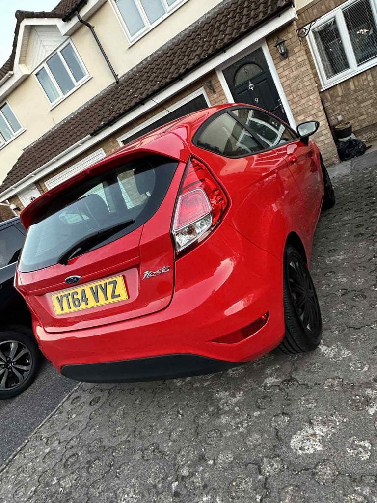 FULL MOT - Ford, FIESTA, Hatchback, 2014, Manual, 1241 (cc), 3 doors