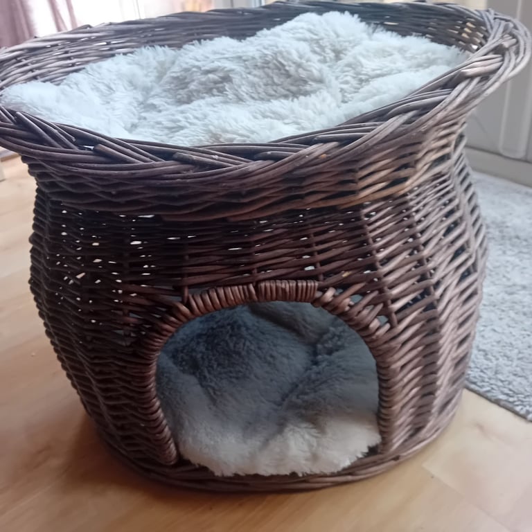 Large double cat bed 