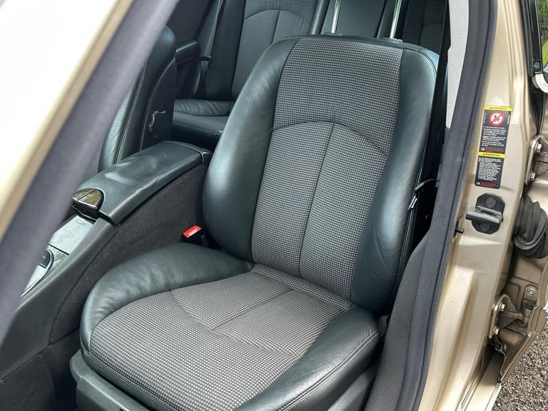 2003 Mercedes-Benz E-Class 2.6 E240 Avantgarde 4dr SALOON Petrol Automatic