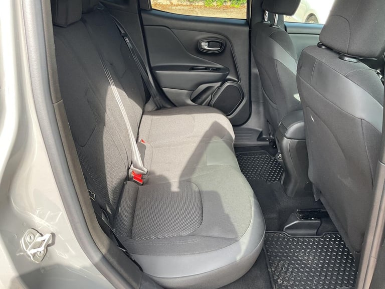  Jeep Renegade 1.0 T3 120hp Night Eagle Petrol Manual