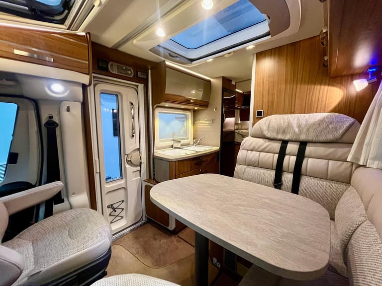 HYMER EXSIS T 414 / LOW PROFILE / 3500KG / 2 BERTH / GARAGE / MOTORHOME 