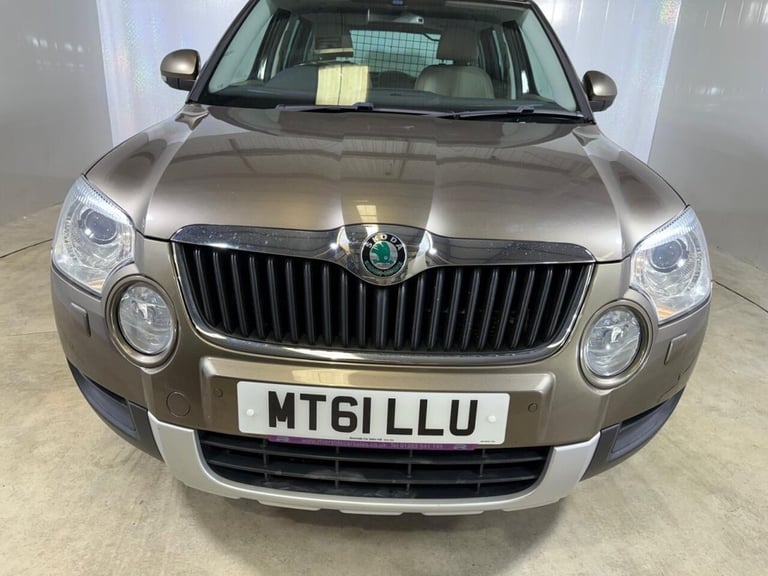 2012 61 SKODA YETI 2.0 TDI ELEGANCE SUV 5DR DIESEL DSG 4WD EURO 5 (140 PS) DIESE