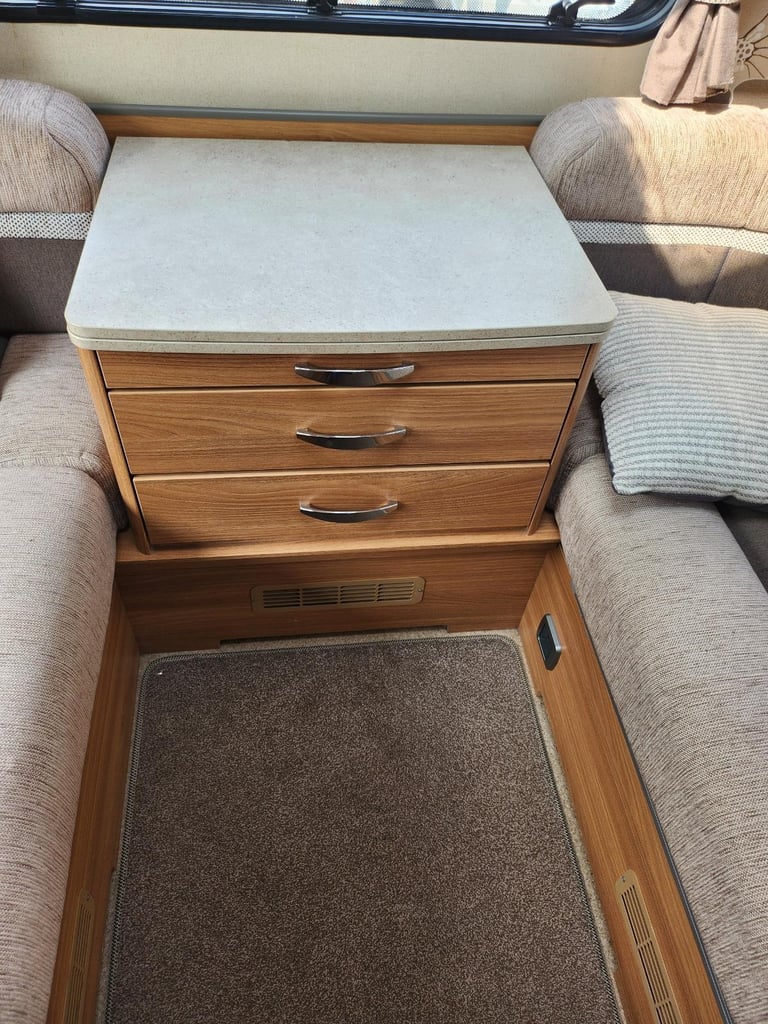 Swift Bolero 630 PR 2 Berth DIESEL MANUAL 2013/13
