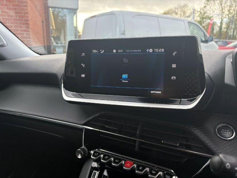 2022 Peugeot 2008 1.2 Puretech Allure Premium Suv 5dr Petrol Manual Euro 6 (s/s) (100 Ps) HATCHBA...