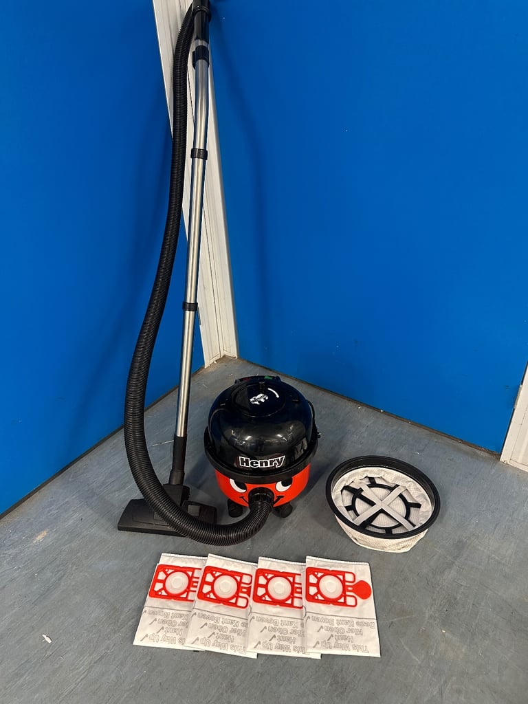Henry  newmatic Hoover  