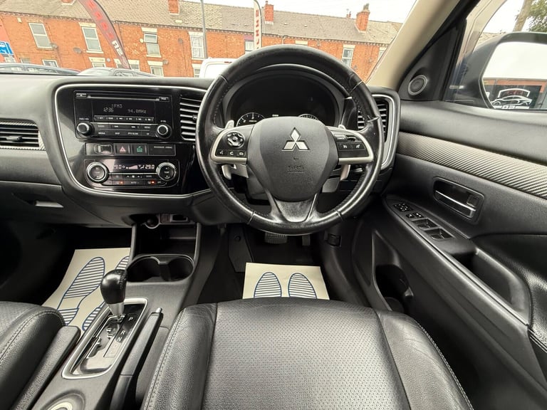 2015 Mitsubishi Outlander 2.2 DI-D GX3 SUV 5dr Diesel Auto 4WD Euro 5 (s/s) (150 ps) ESTATE Diese...