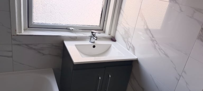 Sharing double bed room flat rent for students 