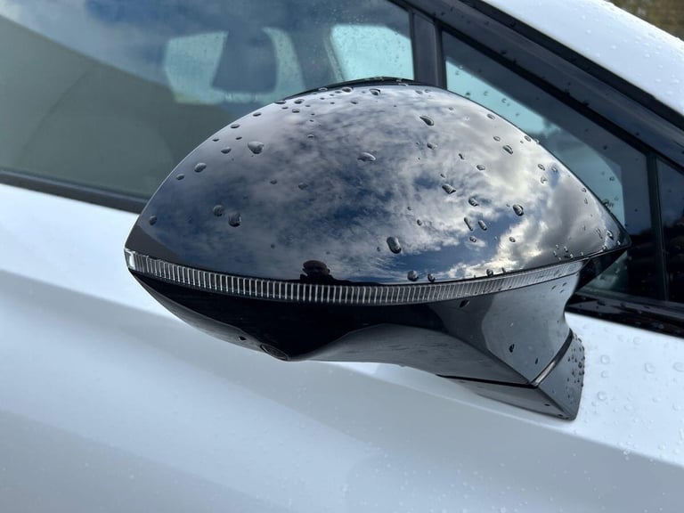 2025 MG MG4 64kWh Trophy Long Range Hatchback 5dr Electric Auto (203 ps) Hatchback ELECTRIC Autom...