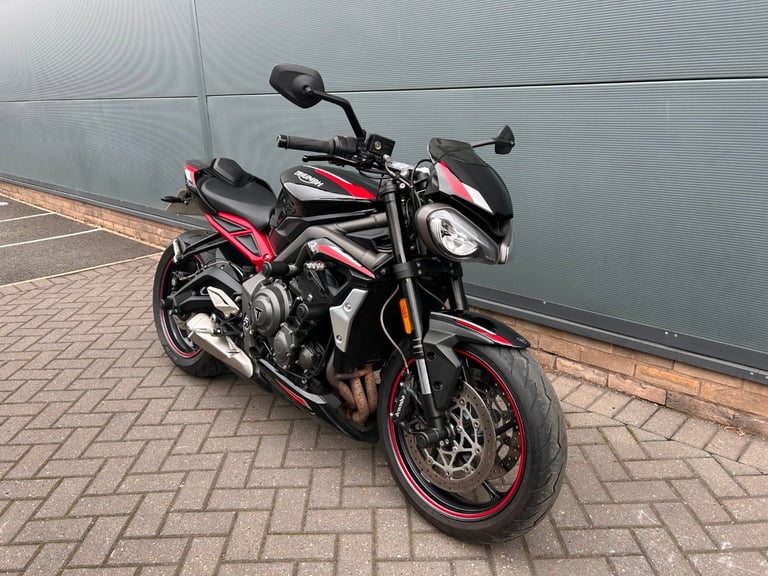 2020 Triumph STREET TRIPLE R LRH Naked PETROL Manual