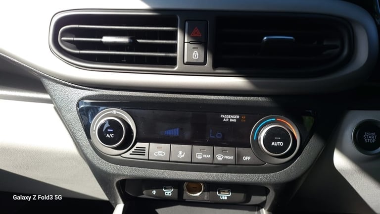 2025 Hyundai i10 1.0 Premium Hatchback 5dr Petrol Auto Euro 6 (s/s) (63 ps) Hatchback Petrol Auto...