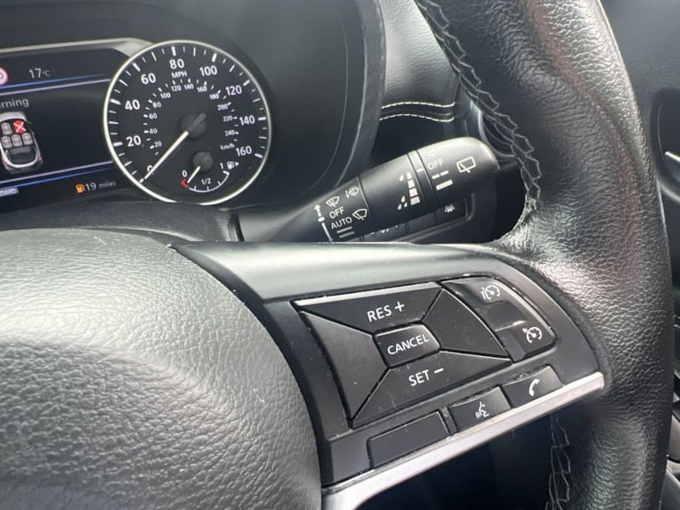  Nissan Juke 1.0 DiG-T 114 N-Connecta 5dr Petrol