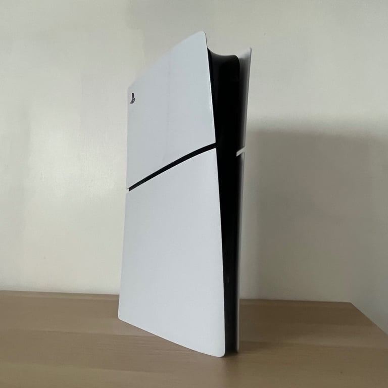 PS5 Slim Digital Edition 1 Controller Unboxed 