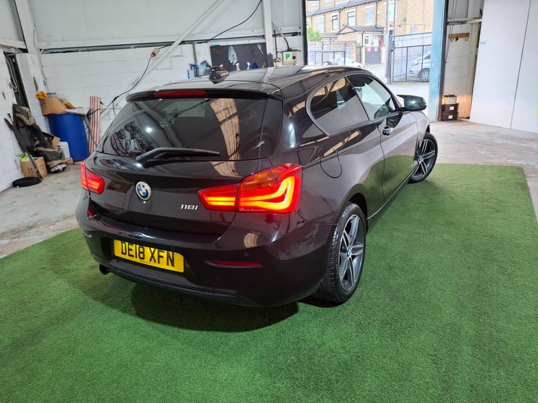 2018 BMW 1 Series 118i [1.5] Sport 3dr [Nav] HATCHBACK Petrol Manual