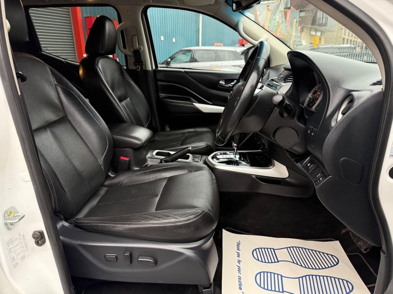 2018 Nissan Navara 2.3 dCi Tekna Auto 4WD Euro 6 4dr PICK UP Diesel Automatic