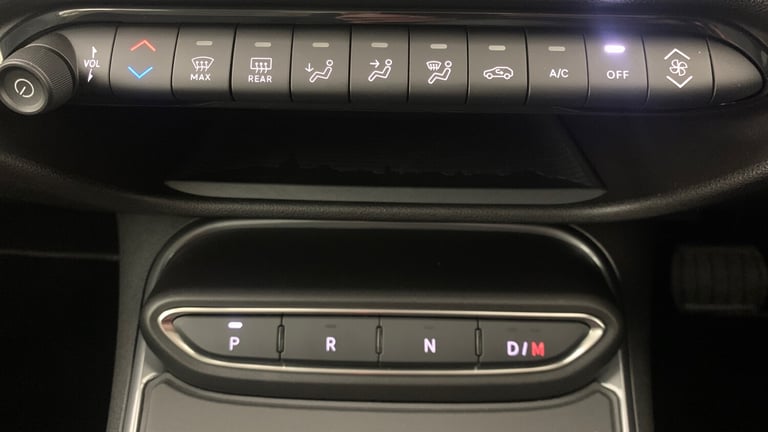 2024 Fiat 600 1.2 MHEV SUV 5dr Petrol Hybrid e-DCT Euro 6 (s/s) (100 ps) SUV Hybrid Automatic