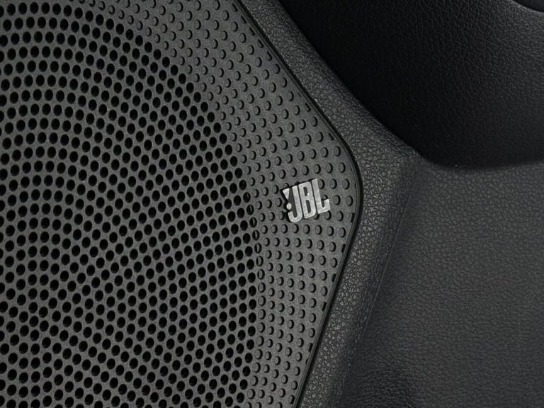 2018 Kia Niro 1.6 GDi 8.9kWh 3 DCT Euro 6 (s/s) 5dr ESTATE PETROL/ELECTRIC Automatic