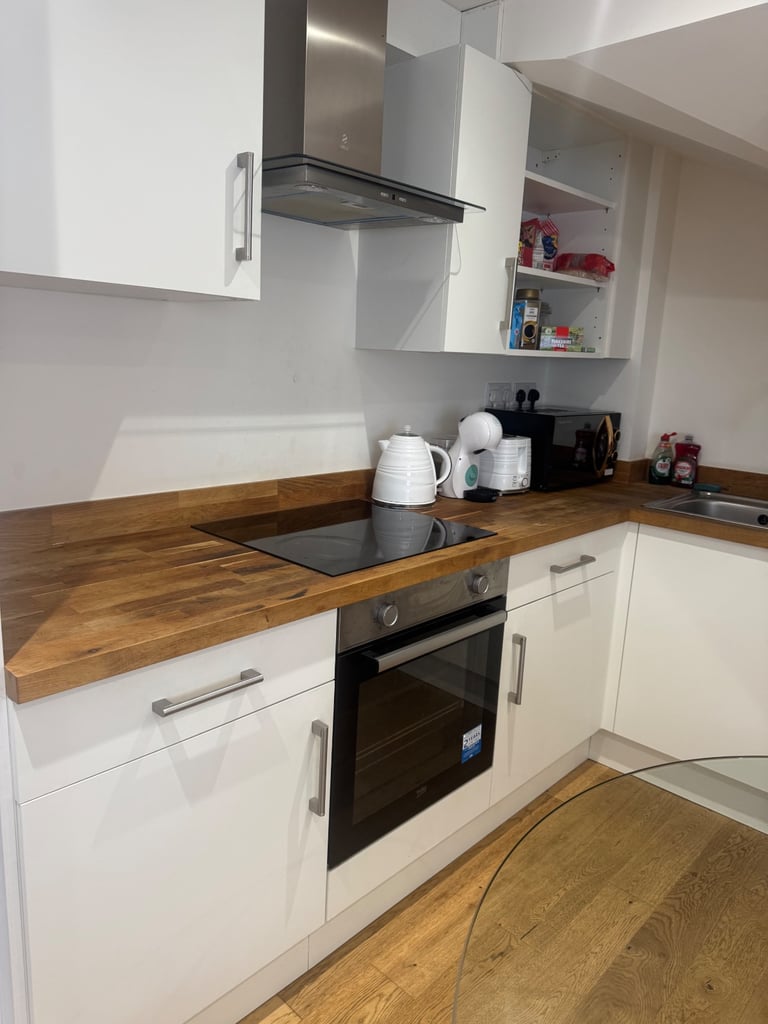 One bedroom modern flat for rent