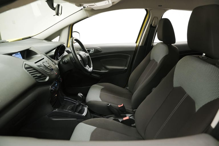 2015 Ford Ecosport 1.0T EcoBoost Zetec 2WD Euro 6 (s/s) 5dr HATCHBACK Petrol Manual