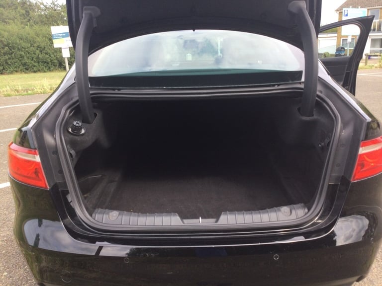 2016 Jaguar XF 2.0d [180] R-Sport 4dr Auto 3 owner 104086 miles, £35 per year road tax  SALOON Di...