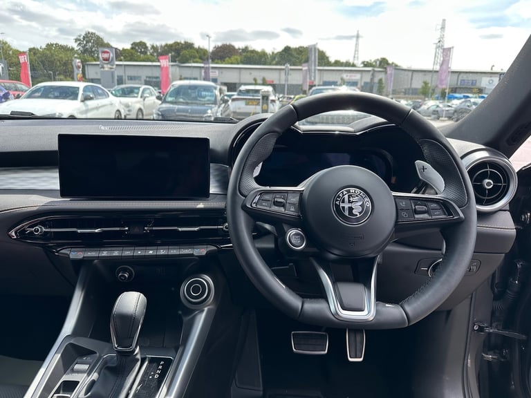 2025 Alfa Romeo Tonale 1.5 MHEV Veloce 5dr Auto Hatchback Petrol Automatic