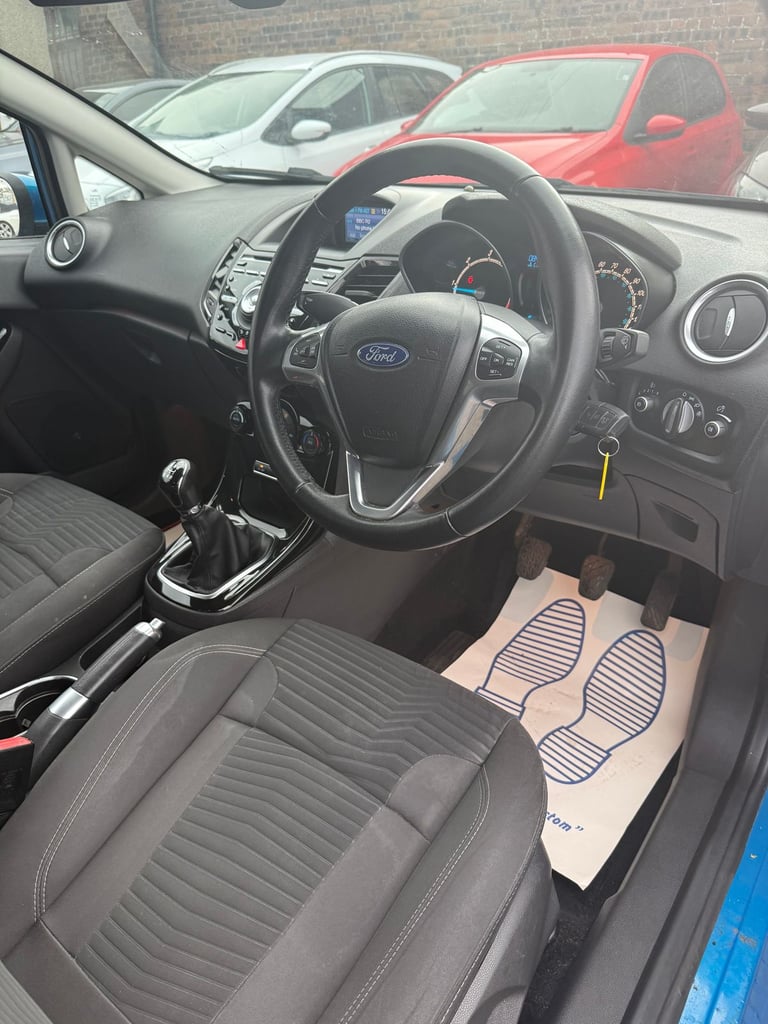 2013 Ford Fiesta 1.6 TDCi Titanium ECOnetic 3dr HATCHBACK DIESEL Manual