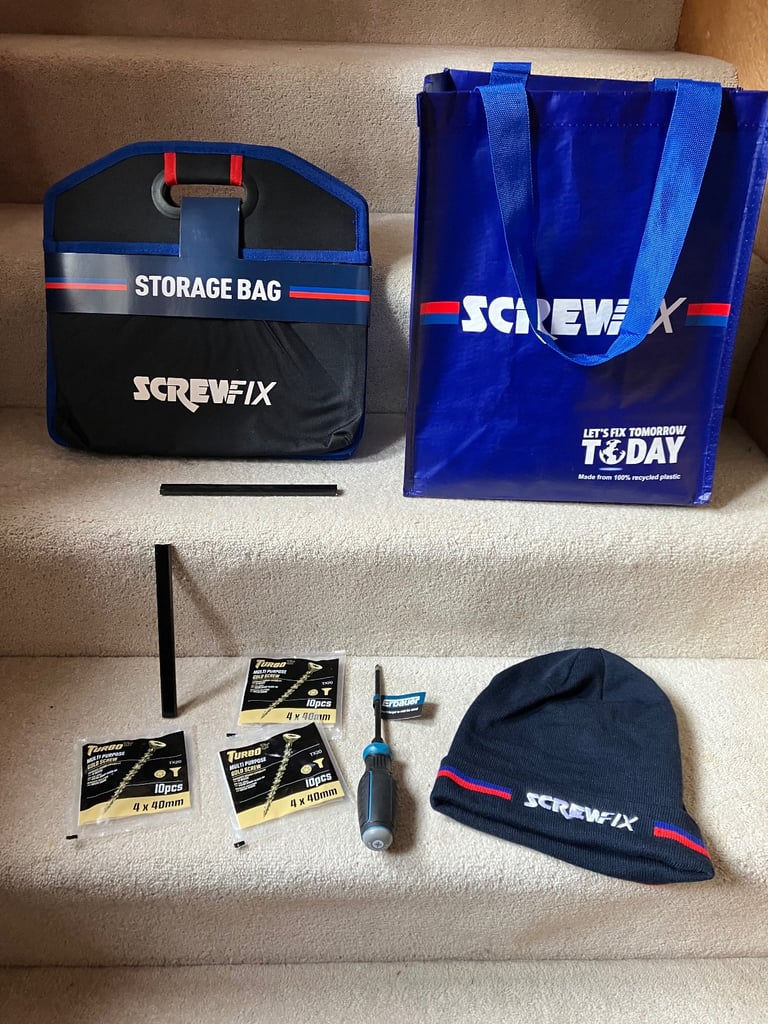 Screwfix storage bag/beanie hat/pencils/Erbauer screwdriver/Turbo gold screws. New