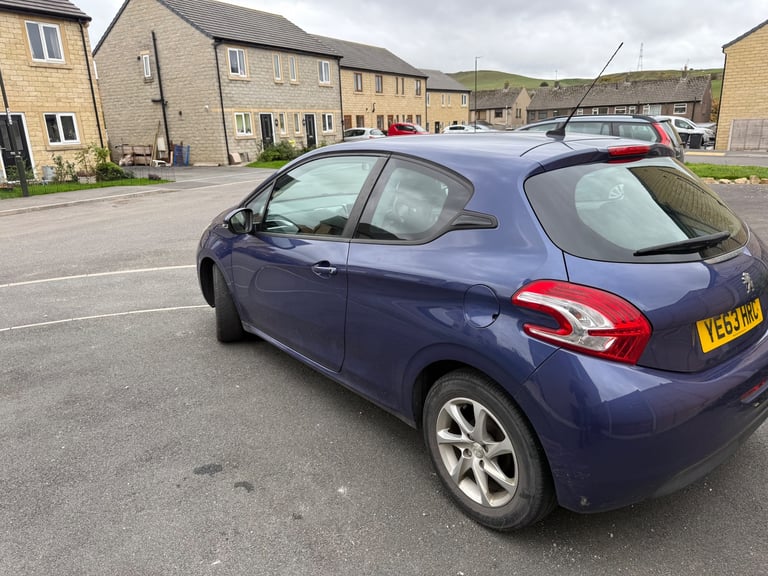 Peugeot, 208, Hatchback, 2013, Manual, 1199 (cc), 3 doors , 12m MOT