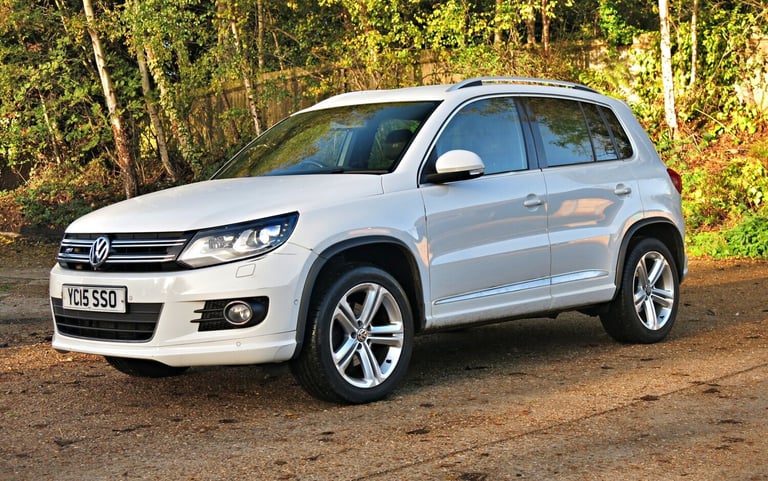 VOLKSWAGEN TIGUAN 2.0 TDI BlueMotion Tech R-Line White Manual Diesel 2015