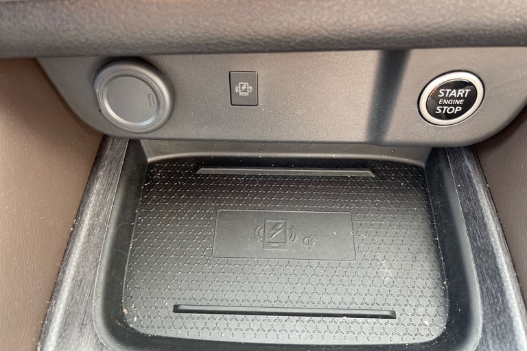 2025 Nissan Qashqai 1.3 DiG-T MH Tekna 5dr HATCHBACK PETROL Manual