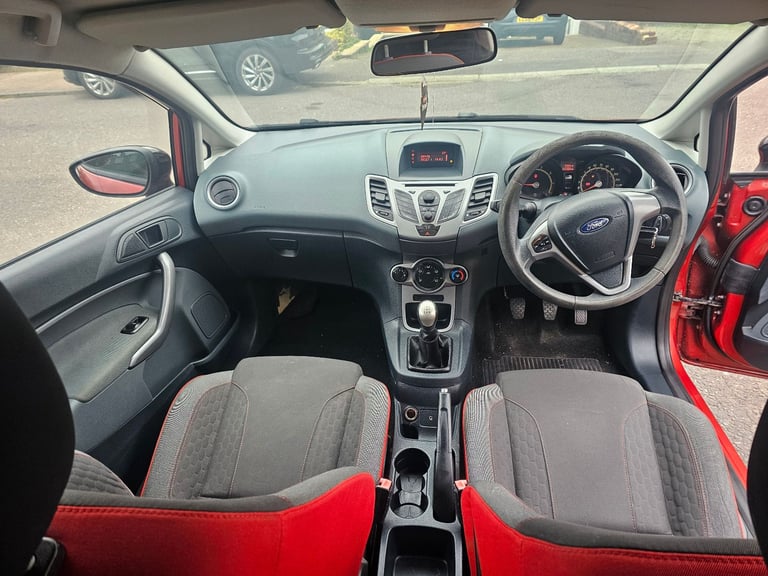 fiesta 1.2 F.S.H NEW CAMBELT AN CLUTCH LONG MOT JULY 26 DRIVES PERFECT 1.2 