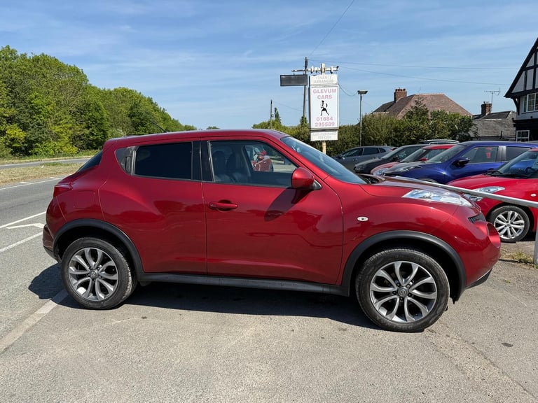 image for NISSAN JUKE 1.5 dCi 8v Tekna Red Manual Diesel 2014