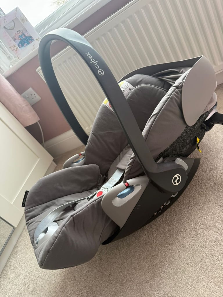 image for Cybex cloud z manhattan grey