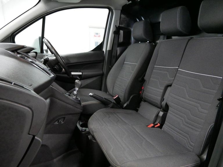 2018 FORD TRANSIT CONNECT 1.5 TDCI 120 BHP L2 240 LONG LIMITED EDITION ( NO VAT
