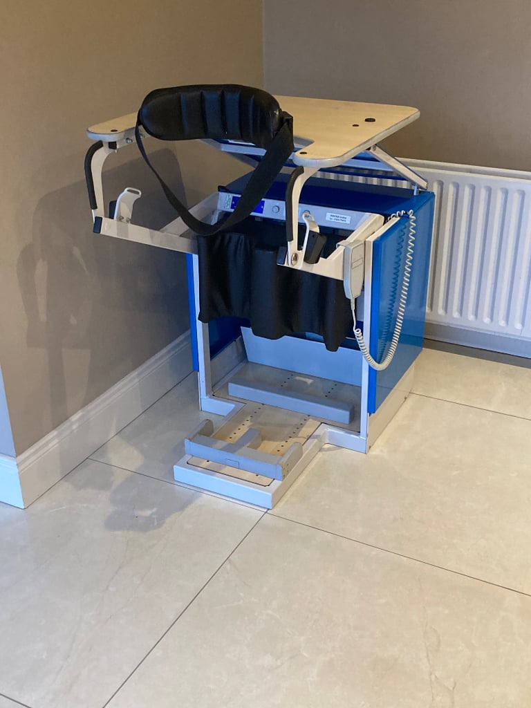 Insignis Standing Frame, sit to stand.