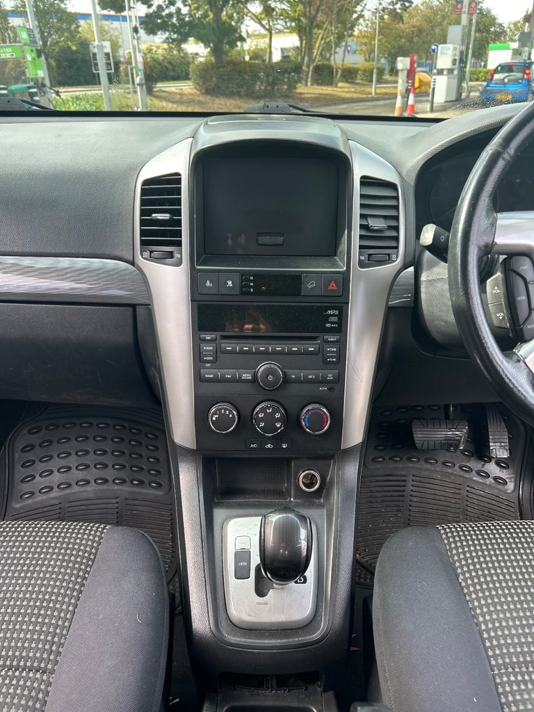 For Sale:  Chevrolet Captiva 2010 automatic  – Spares or Repair