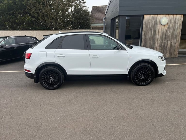 AUDI Q3 2.0 TDI Black Edition 2018