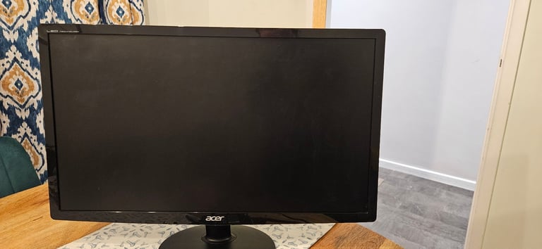 Acer 24" Computer Monitor 