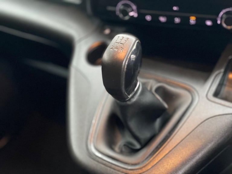 2020 Vauxhall Combo 1.6 Turbo D 2300 Sportive L1 H1 Euro 6 (s/s) 4dr PANEL VAN Diesel Manual