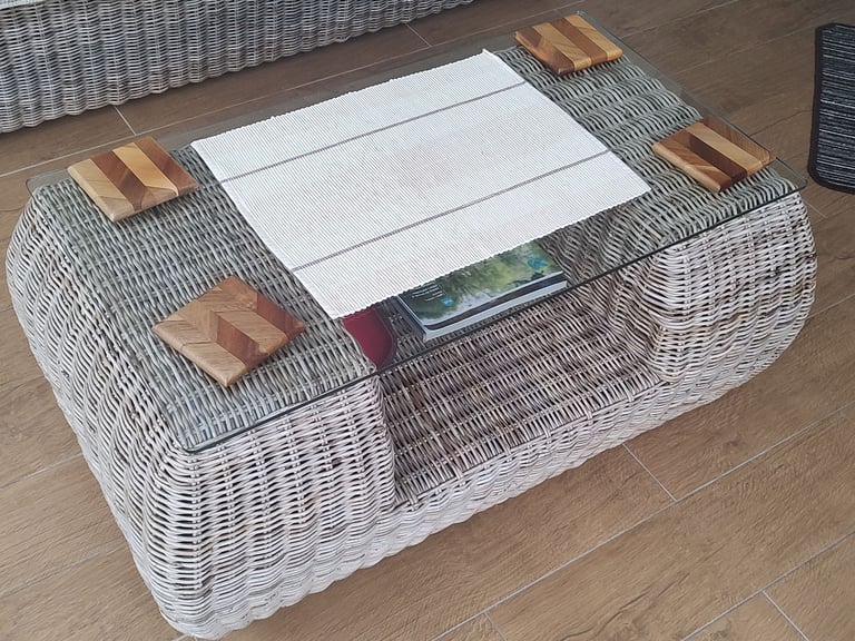 Conservatory furniture