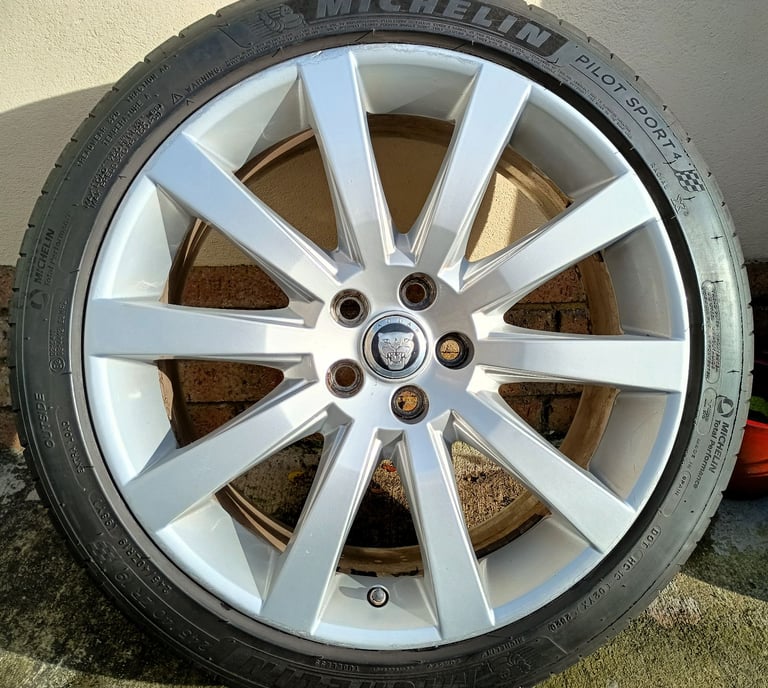 19" Jaguar Ford Volvo Alloys 5x108 Wheels Tyres