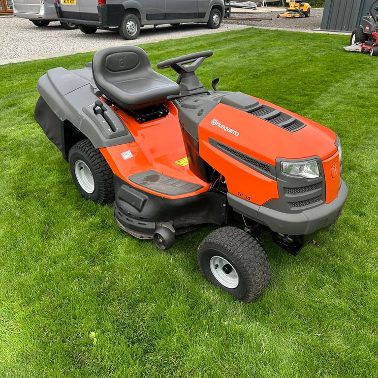 Husqvarna ride on mower CAN DELIVER 