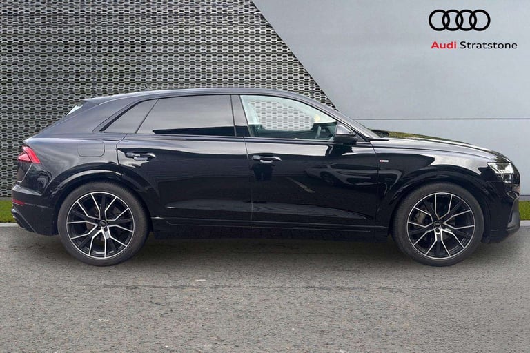  Audi Q8 55 TFSI Quattro Black Edition 5dr Tiptronic SUV Petrol Automatic