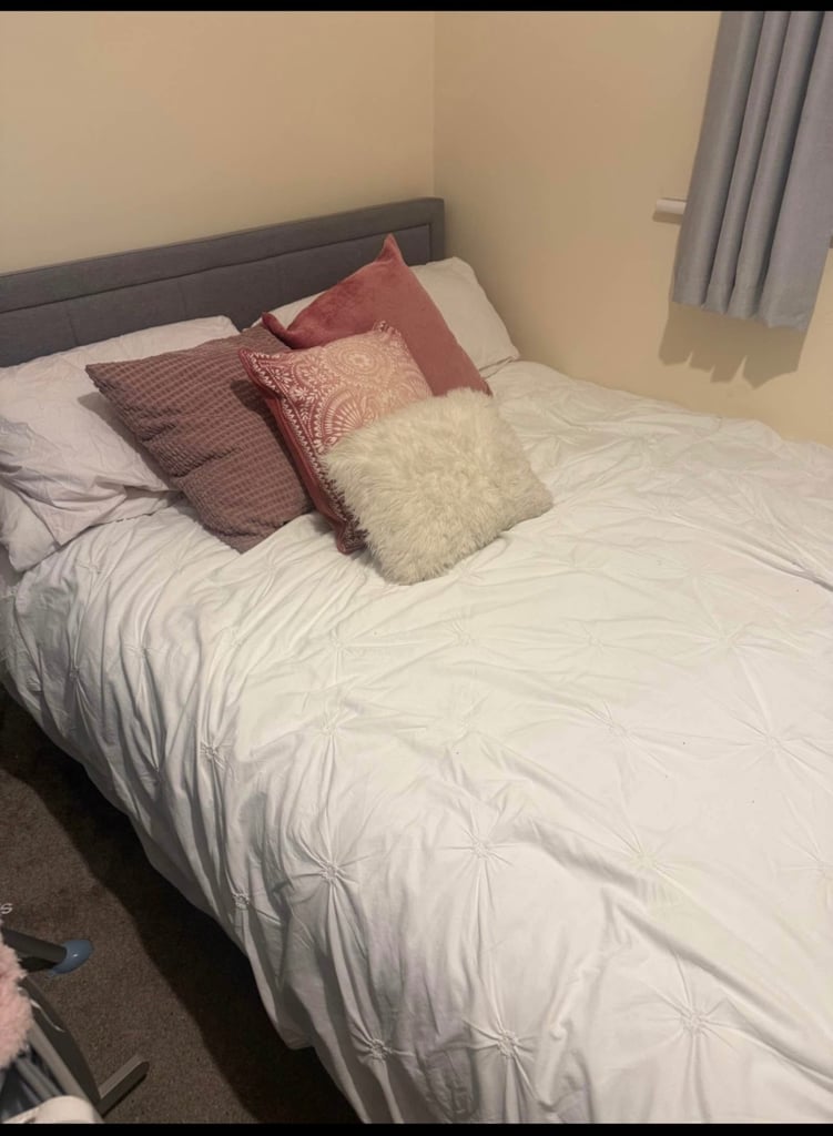 Double ottaman bed and mattress 