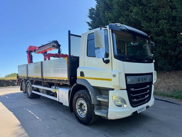 2018 18 DAF CF 370 E6 6x2 23ft6 dropside Fassi F155 remote crane & block grab 