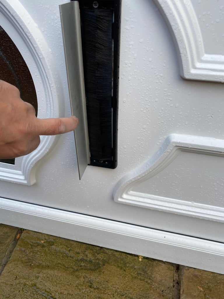 Wood grain on white Double Glazing door