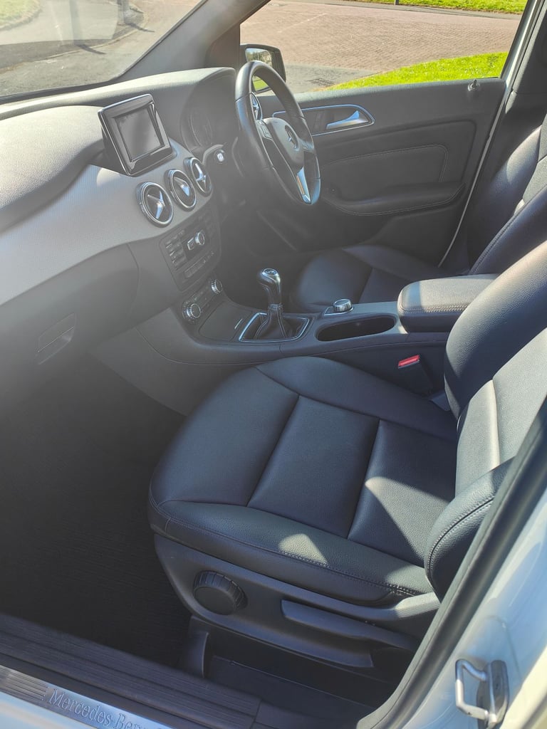 Mercedes-Benz, B CLASS, MPV, 2013, Manual, 1461 (cc), 5 doors