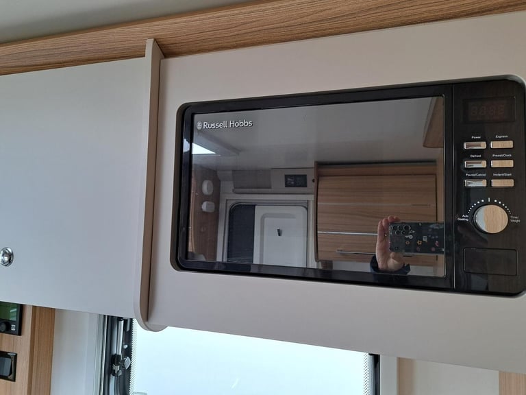 2024 Bailey Phoenix GT75 640