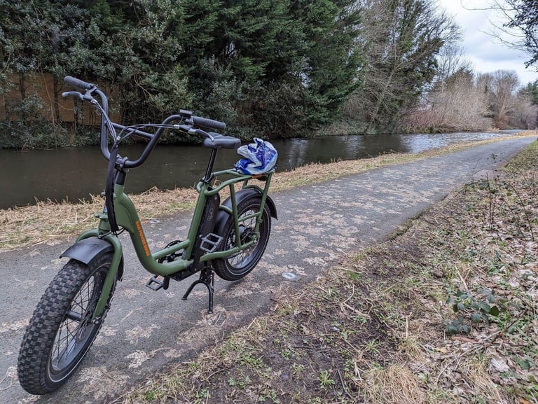 RadRunner E-bike with child seat 