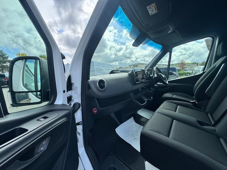 2025 Mercedes-Benz Sprinter 3.5t H2 Pro Van PANEL VAN DIESEL Manual