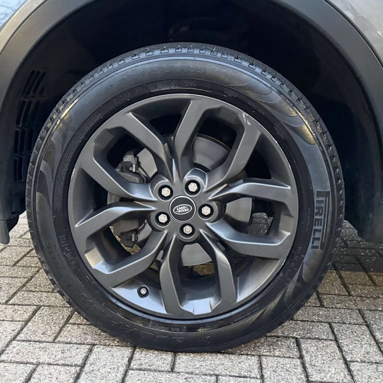 2019 Land Rover Discovery Sport 2.0 Discovery Sport Landmark TD4 Auto 4WD 5dr SUV Diesel Automatic